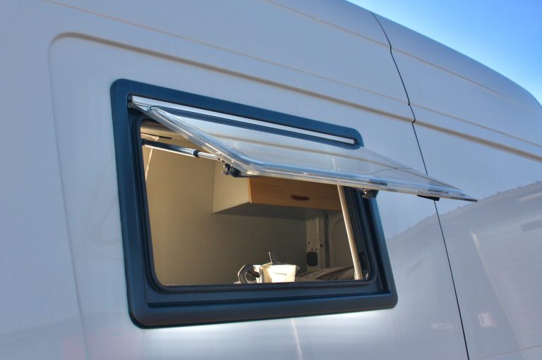 Fenster Einbau Campervan